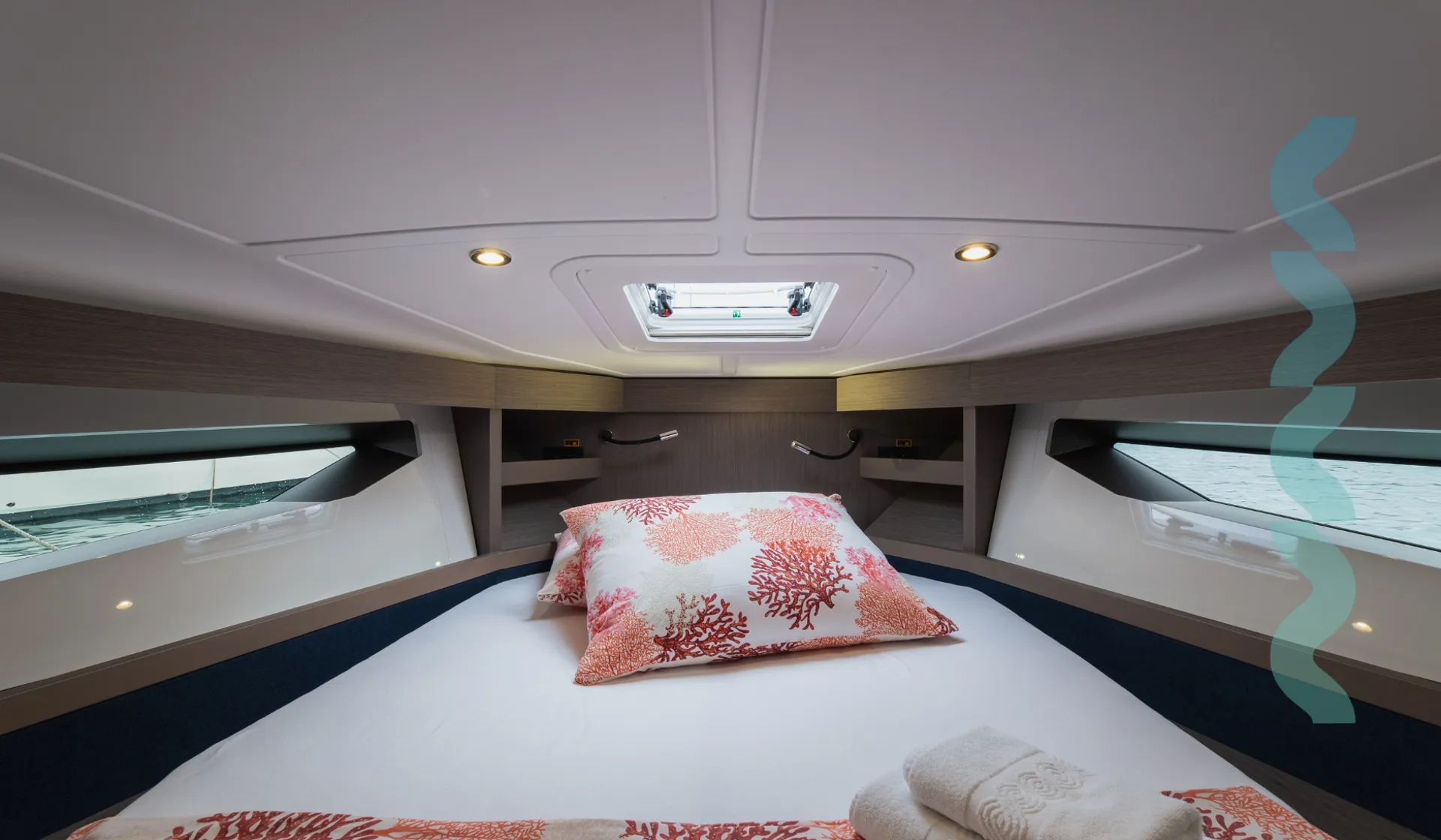Forward master cabin