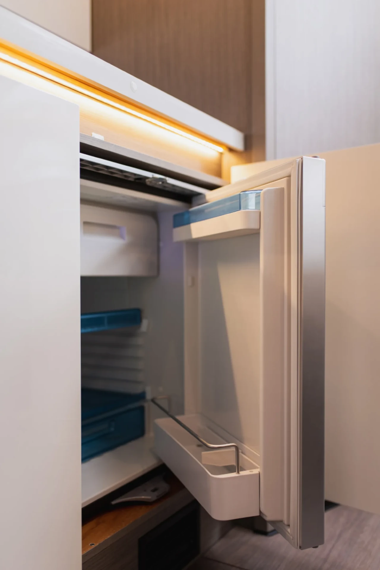 Refrigerator interior